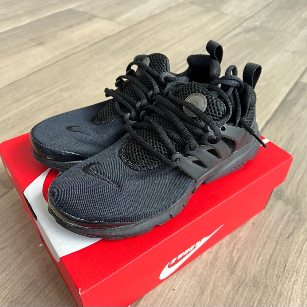 NIKE PRESTO SNEAKER